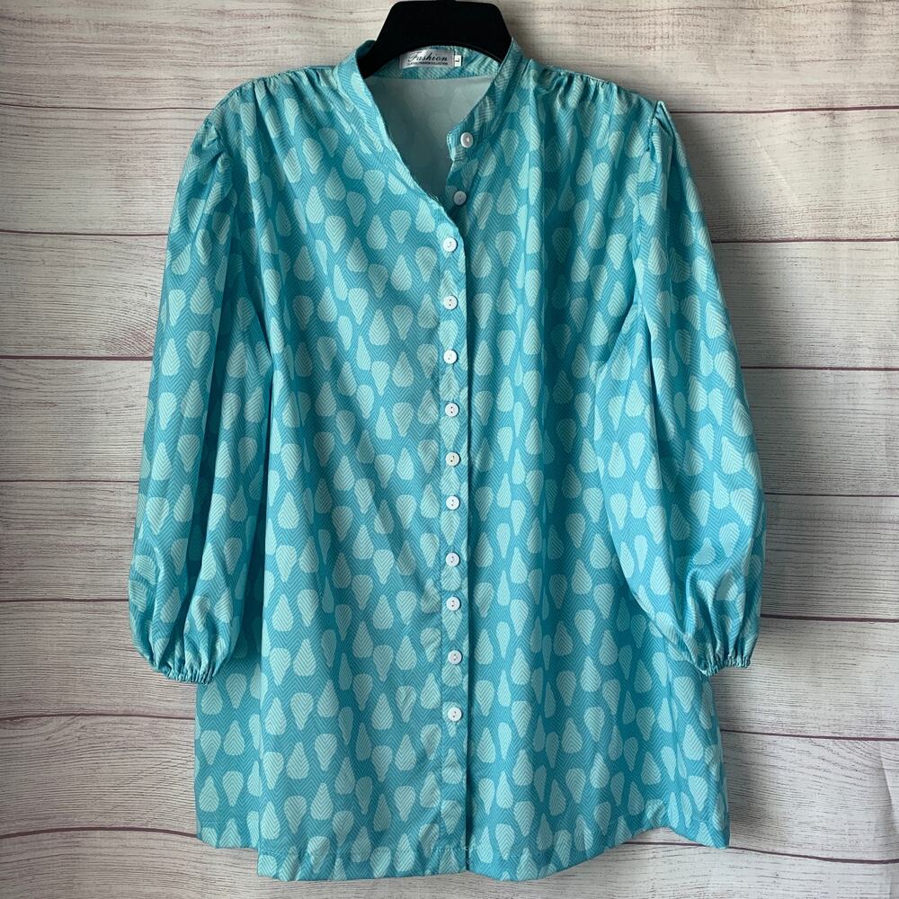Fashion Tonal Blue Teardrop or Leaf Pattern Button Up Blouse 3/4 Sleeves Size L